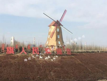 点击查看详细信息<br>标题：乌拉特前旗18米风车 阅读次数：1910