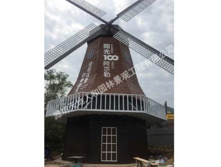 点击查看详细信息<br>标题：重庆阳光100广场13米风车 阅读次数：2276